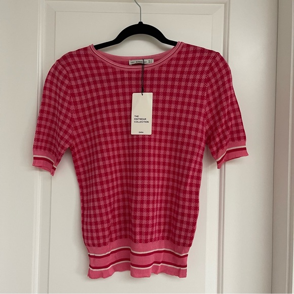 Zara Tops - zara checkered pink knit shirt